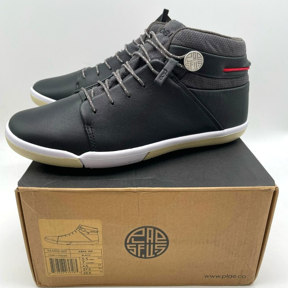 Plae #554010-001 Are WP Leather Sneakers